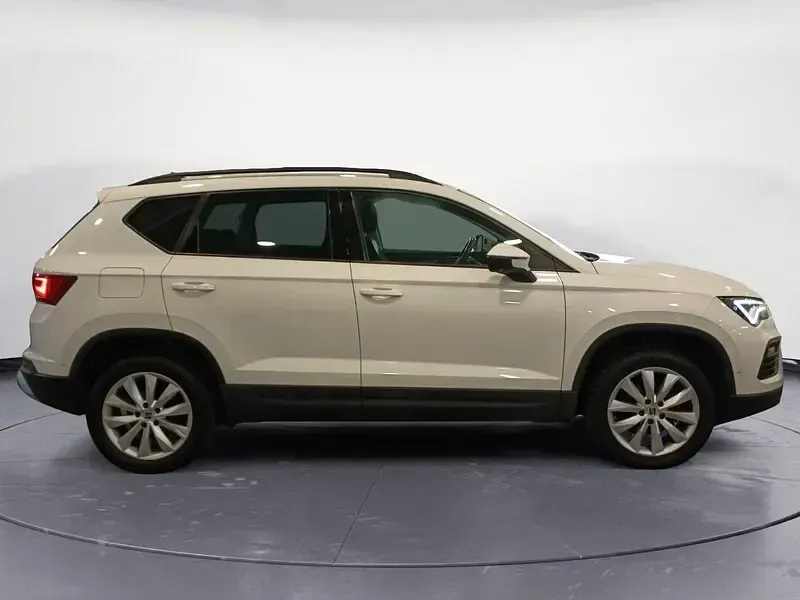 Usado Seat Ateca Style 150 CV (110 kW) 2023 Blanco SUV