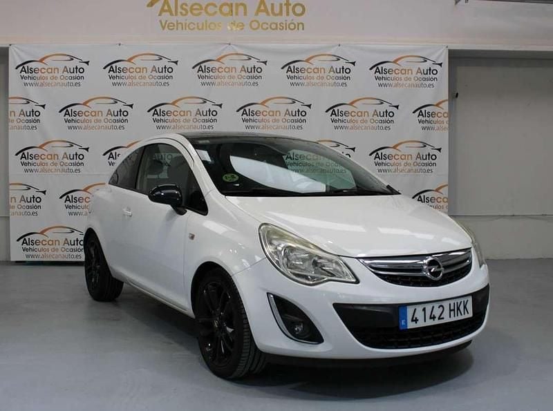 Usado Opel Corsa Selective 95 CV (69 kW) 2012 Blanco Utilitario