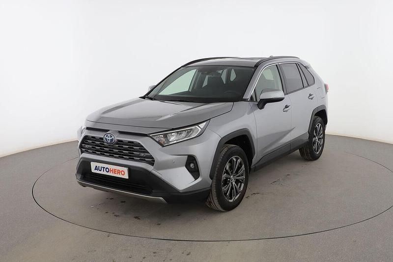 Gris Usado 2024 Toyota RAV4 Hybrid Advance SUV | 40.099 € (Precio justo) - Imagen 1/3