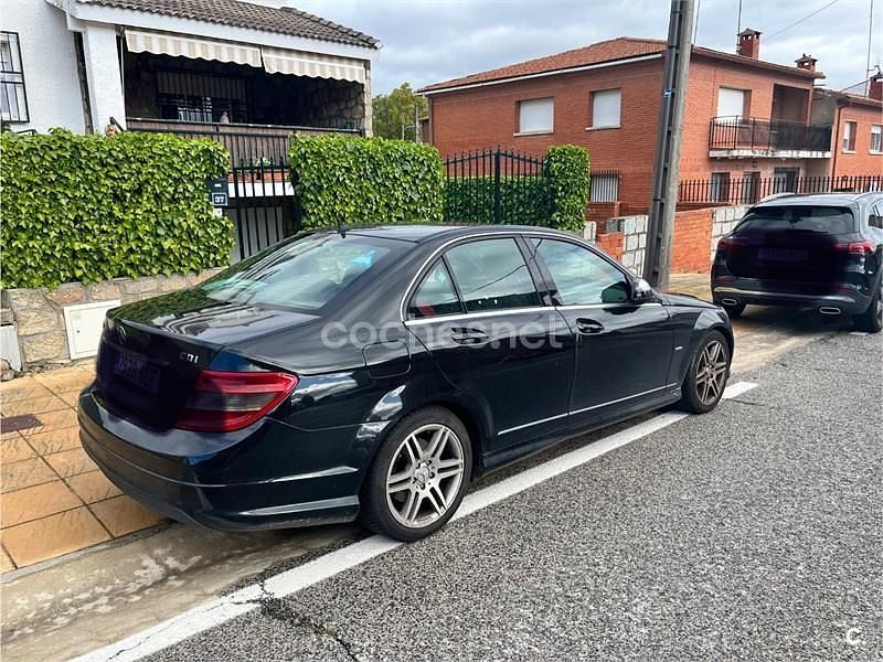 Negro Usado 2008 Mercedes C220 Avantgarde Berlina | 6400 € (Precio justo) - Imagen 1/4