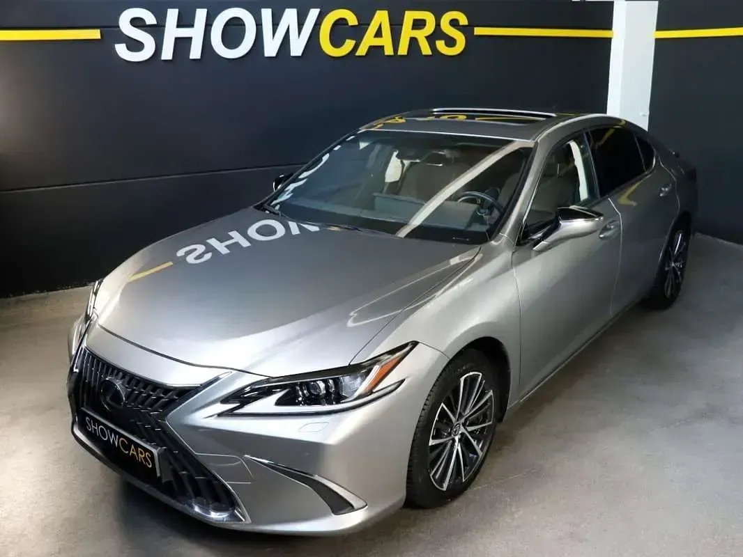 Usado Lexus ES300 218 CV (160 kW) 2022 Beige Berlina