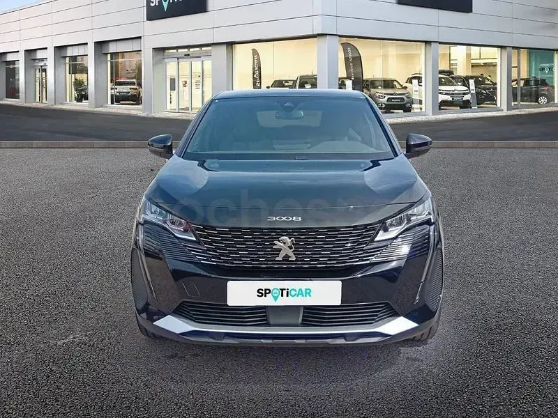 Usado Peugeot 3008 Allure 130 CV (95 kW) 2024 Negro SUV