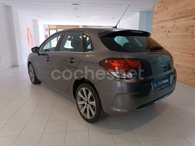 Usado Citroën C4 Feel 99 CV (72 kW) 2015 Gris / plata Berlina