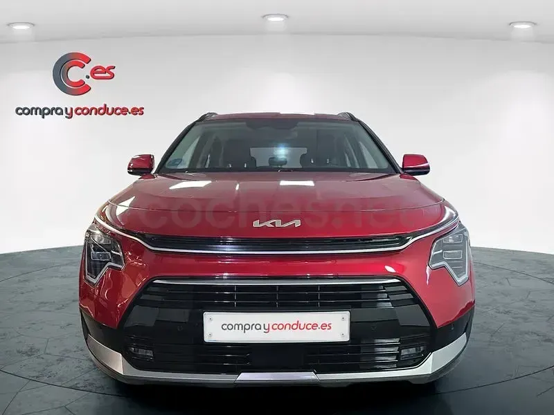 Usado Kia Niro 183 CV (134 kW) 2023 Rojo SUV
