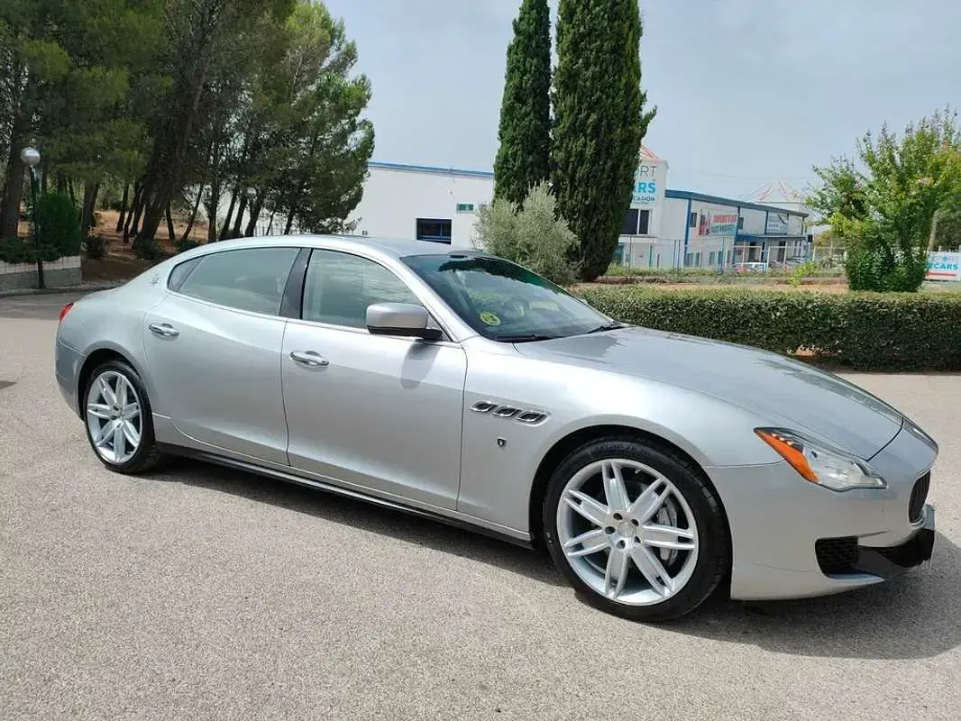 Usado Maserati Quattroporte 275 CV (202 kW) 2014 Gris Berlina