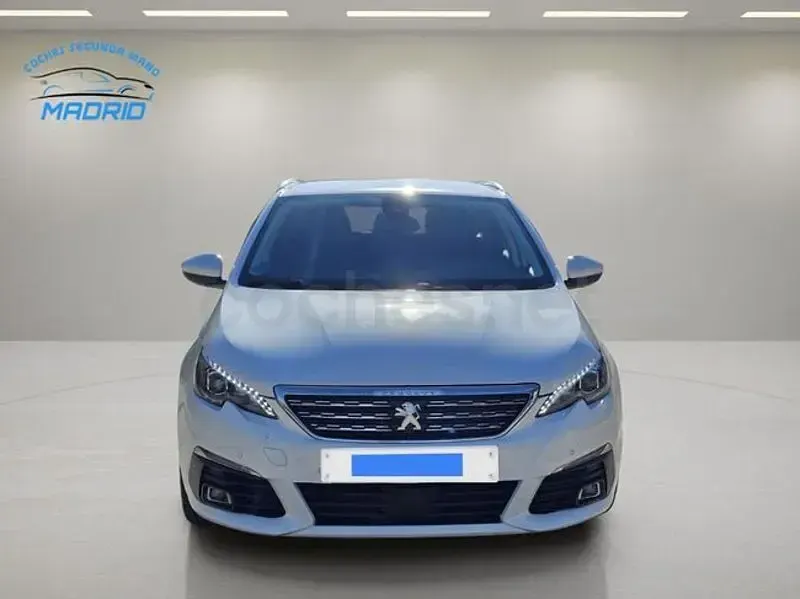 Usado Peugeot 308 SW Allure 130 CV (95 kW) 2021 Blanco Familiar