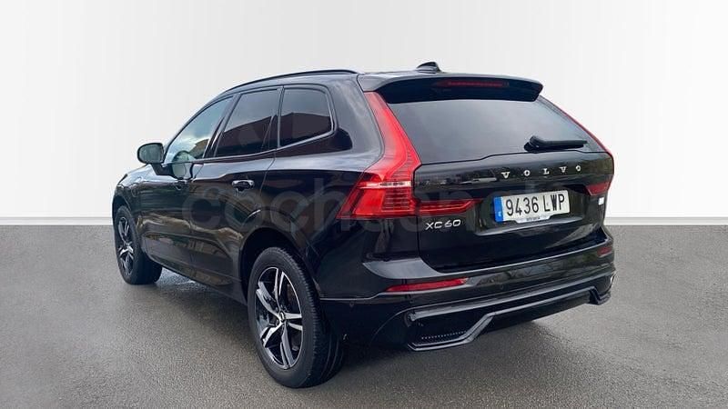 Usado Volvo XC60 R-Design 340 CV (250 kW) 2022 Negro SUV