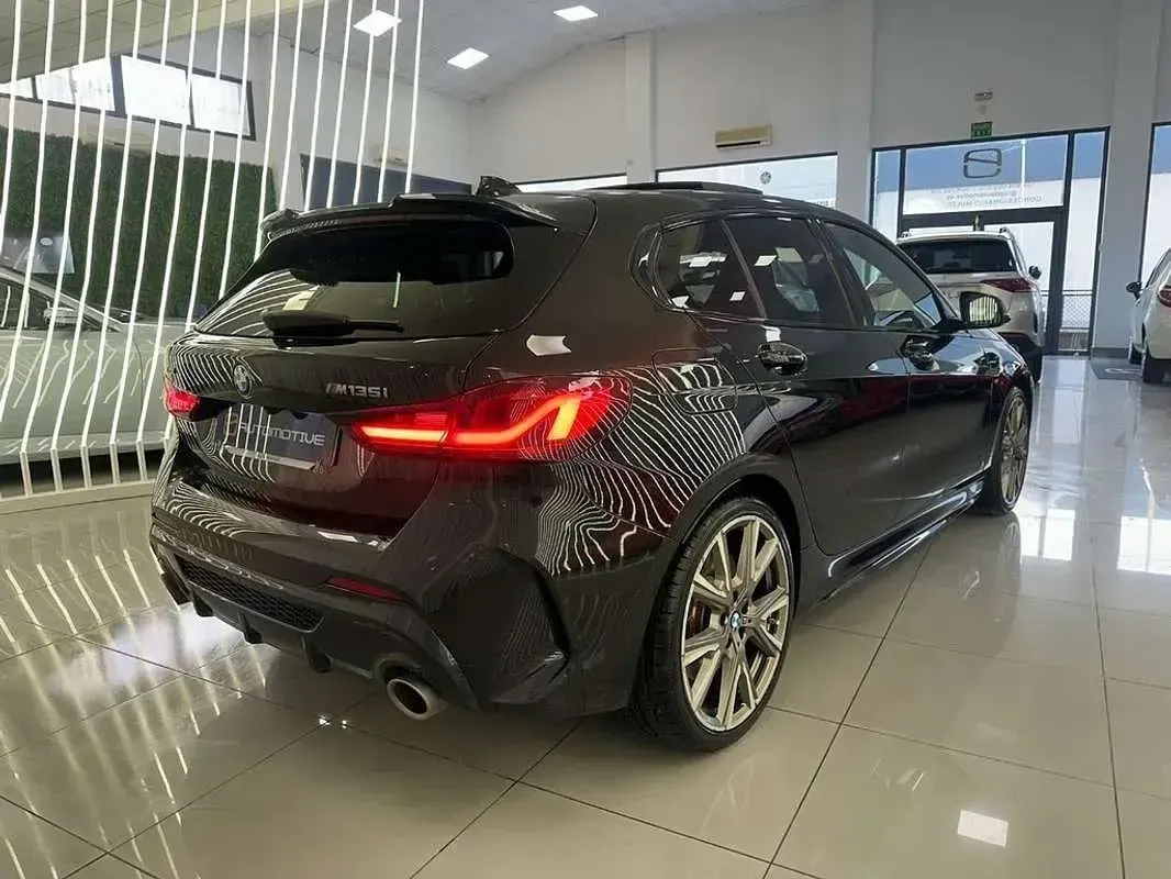 Używany BMW M135 M Sport 306 KM (225 kW) 2022 Czarny Hatchback