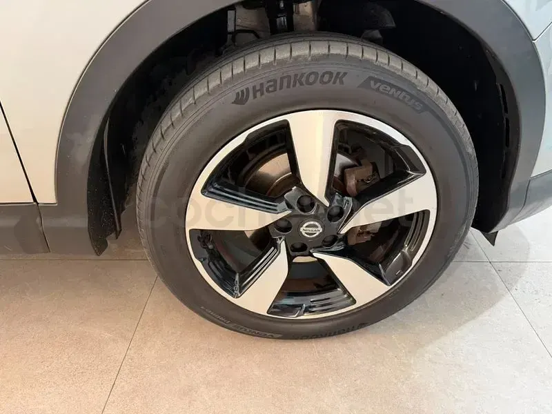 Usado Nissan Qashqai Tekna 115 CV (84 kW) 2017 Gris / plata SUV