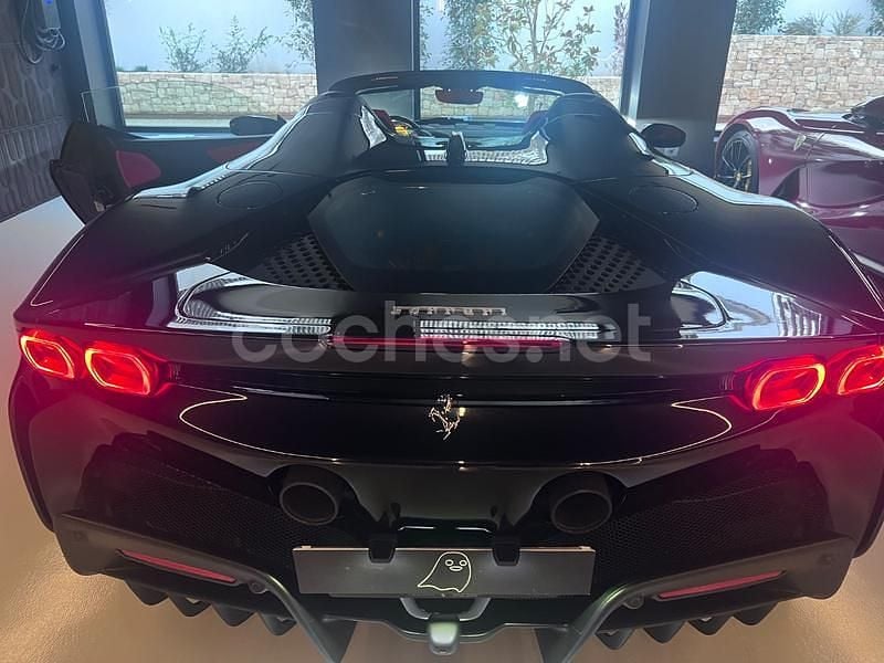 Nuevo 2025 Ferrari SF90 Descapotable | 585.000 € - Imagen 1/4