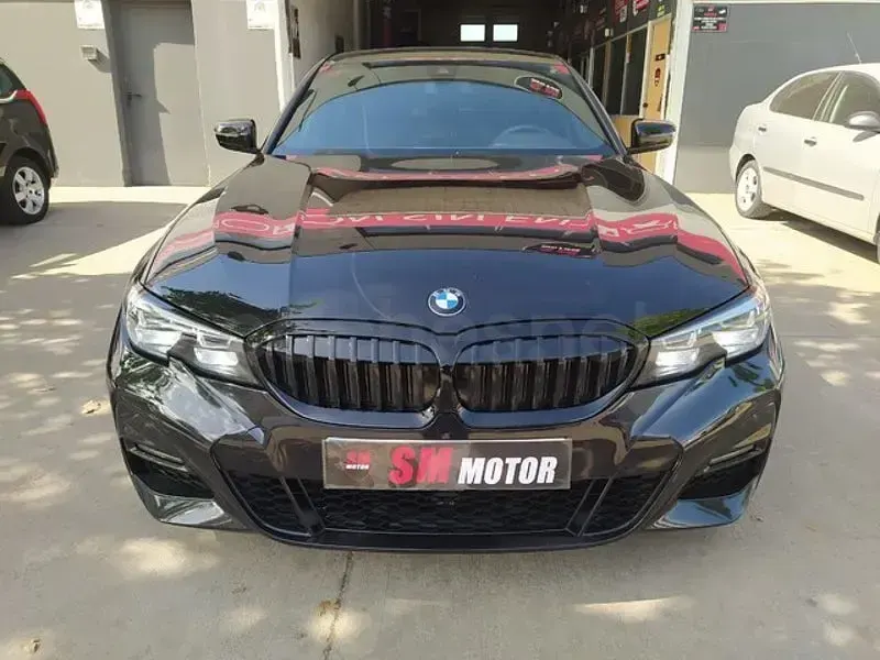 Usado BMW 318 Comfort Edition 150 CV (110 kW) 2021 Negro Berlina