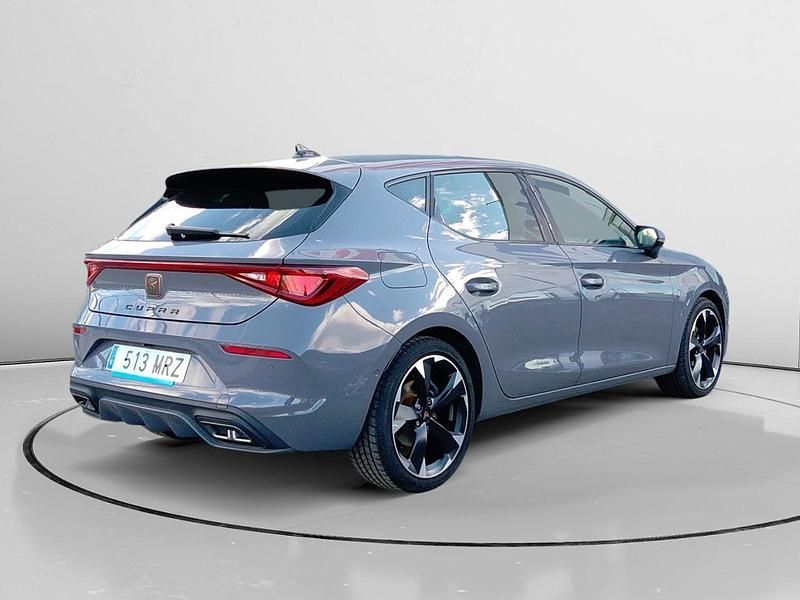 Usado Cupra Leon 150 CV (110 kW) 2024 Gris Berlina