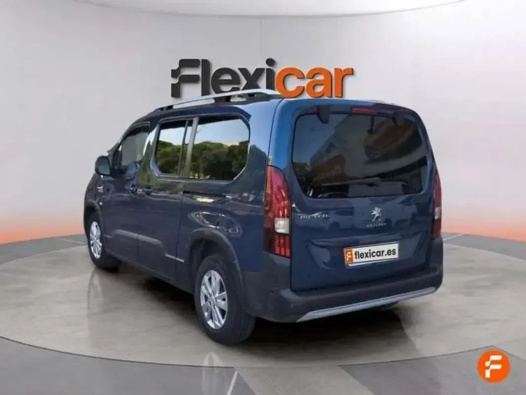 Usado Peugeot Rifter Allure 131 CV (96 kW) 2019 Gris Monovolumen