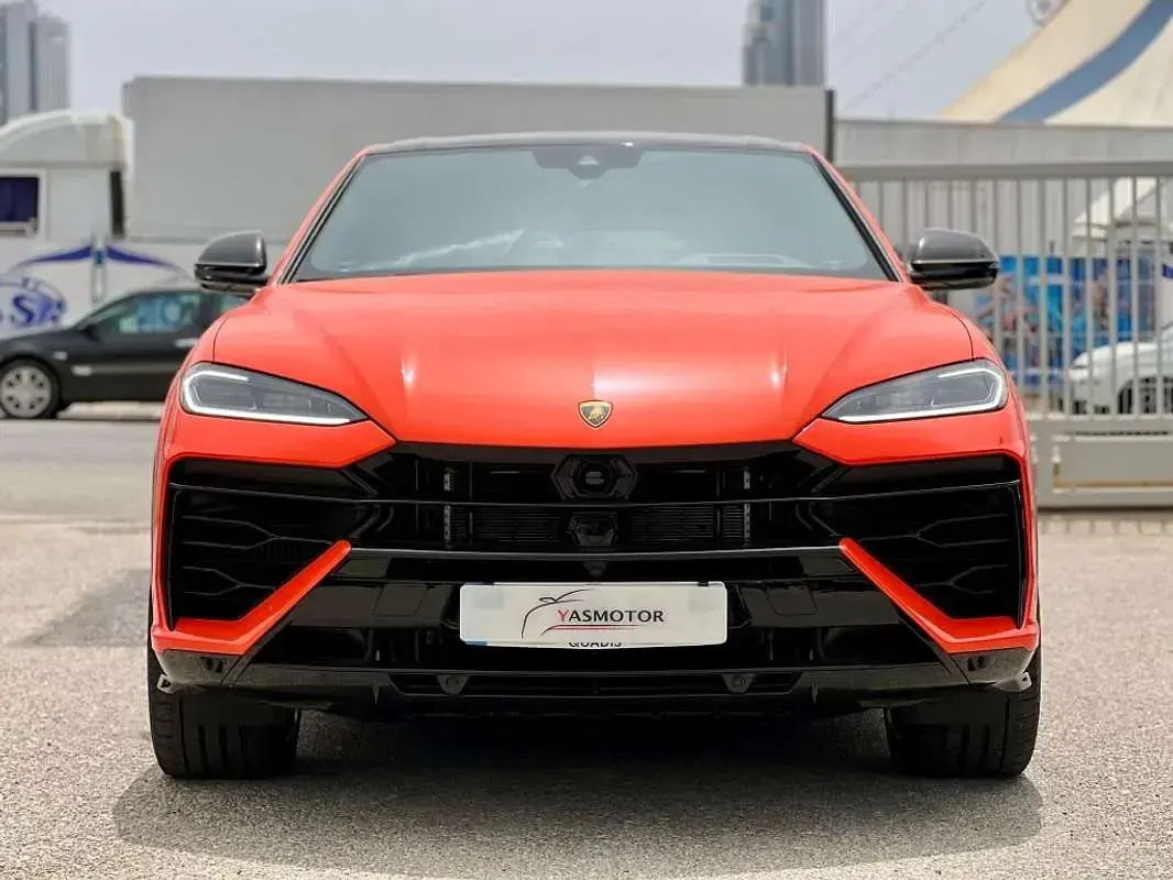 Usado Lamborghini Urus 801 CV (589 kW) 2025 Naranja SUV