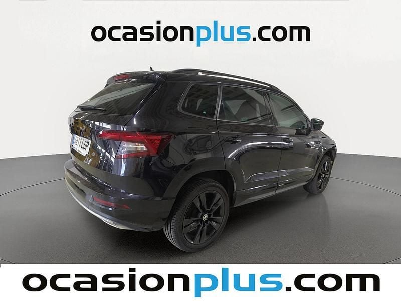 Usado Skoda Karoq SportLine 150 CV (110 kW) 2021 Negro SUV