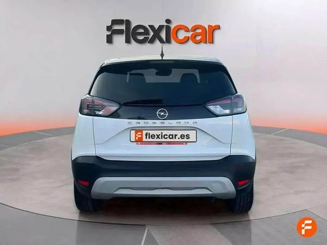 Usado Opel Crossland Elegance 131 CV (96 kW) 2024 Blanco SUV