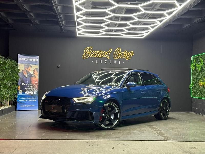 Usado Audi RS3 Sportback 400 CV (294 kW) 2019 Azul Utilitario