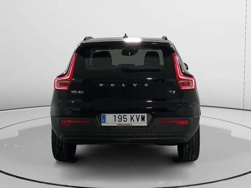 Usado Volvo XC40 163 CV (119 kW) 2018 Negro SUV