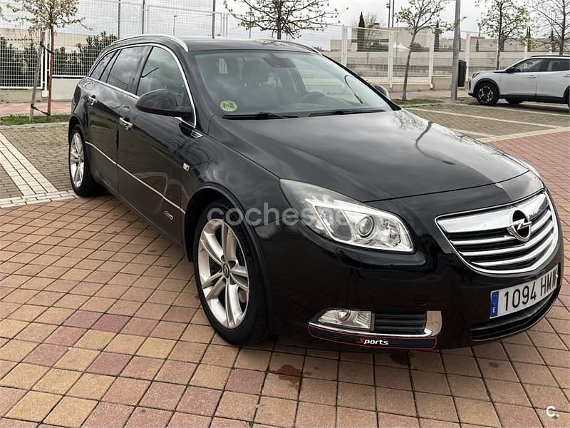 Negro Usado 2012 Opel Insignia Sport Familiar | 7500 € (Precio justo) - Imagen 1/4