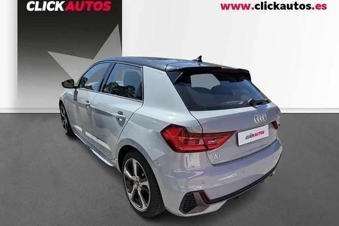 Usado Audi A1 S-Line 116 CV (85 kW) 2025 Rojo SUV