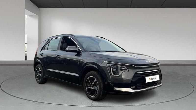 Usado Kia Niro 129 CV (94 kW) 2025 Gris SUV