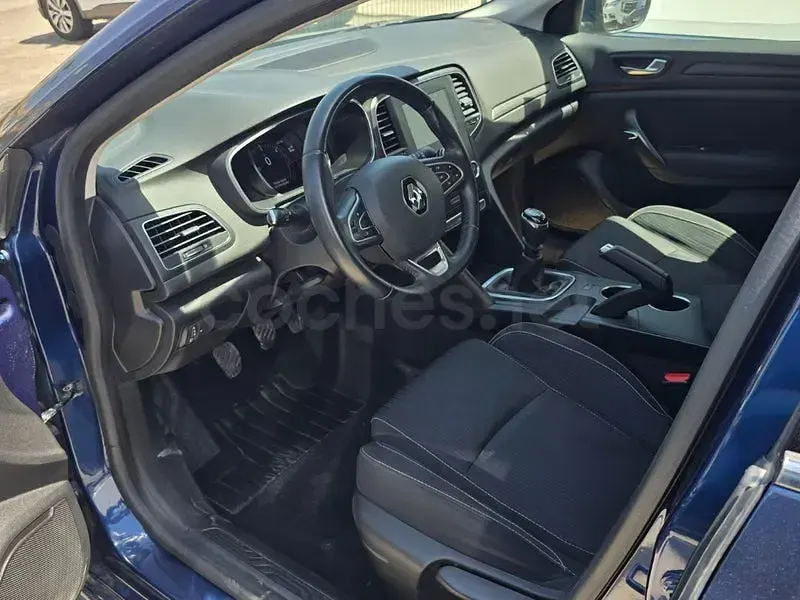 Usado Renault Mégane IV Business 110 CV (80 kW) 2018 Azul Berlina