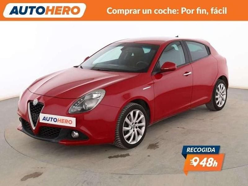 Usado Alfa Romeo Giulietta Super 120 CV (88 kW) 2017 Rojo Utilitario