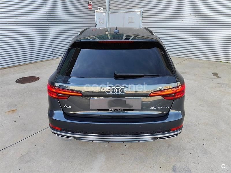 Usado Audi A4 S-Line 170 CV (125 kW) 2019 Gris / plata Familiar