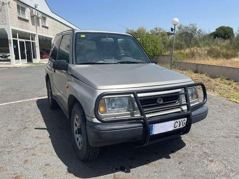 Beige Usado 2004 Suzuki Vitara SUV | 6500 € - Imagen 1/4