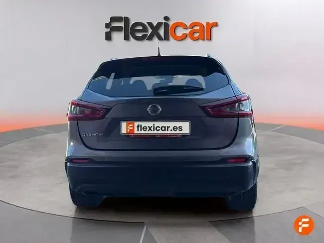 Usado Nissan Qashqai Acenta 158 CV (116 kW) 2020 Gris SUV
