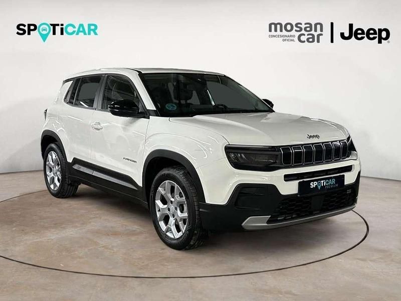 Usado Jeep Avenger Altitude 101 HP (74 kW) 2024 Branco SUV