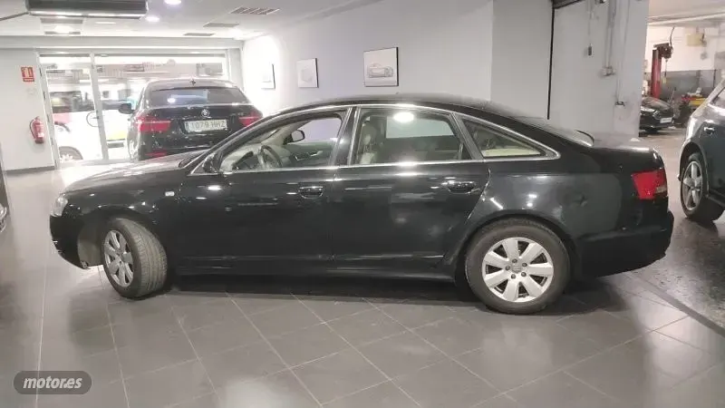 Usado Audi A6 180 CV (132 kW) 2008 Negro Berlina