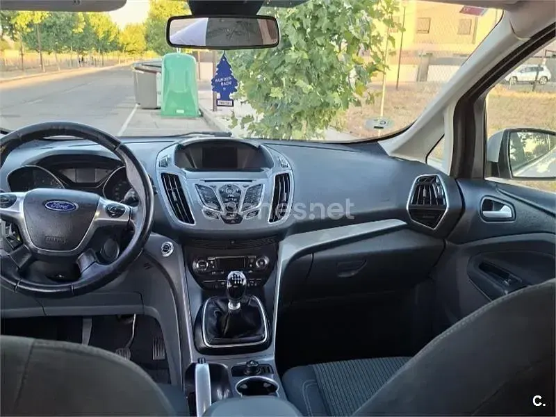 Usado Ford C-MAX Trend 125 CV (91 kW) 2013 Blanco Monovolumen