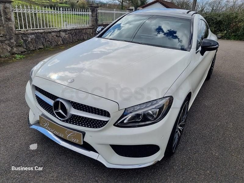 Usado Mercedes C300 AMG line 245 CV (180 kW) 2016 Blanco Coupe