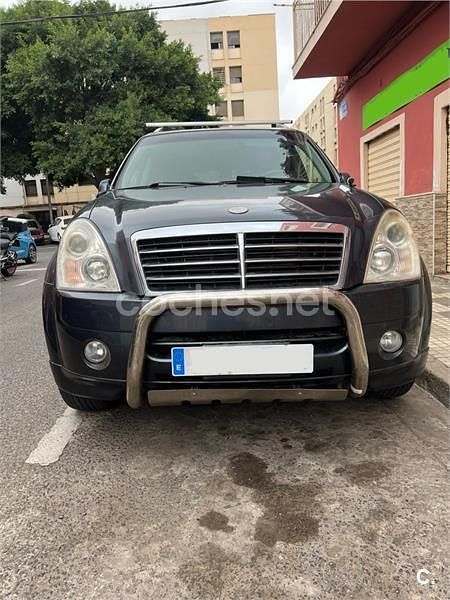 Usado Ssangyong (KGM) Rexton II Limited 165 CV (121 kW) 2008 Gris / plata SUV