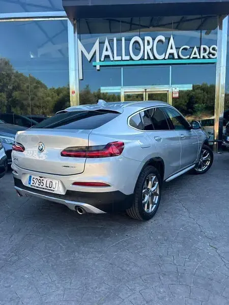 Usado BMW X4 184 CV (135 kW) 2019 Gris / plata SUV