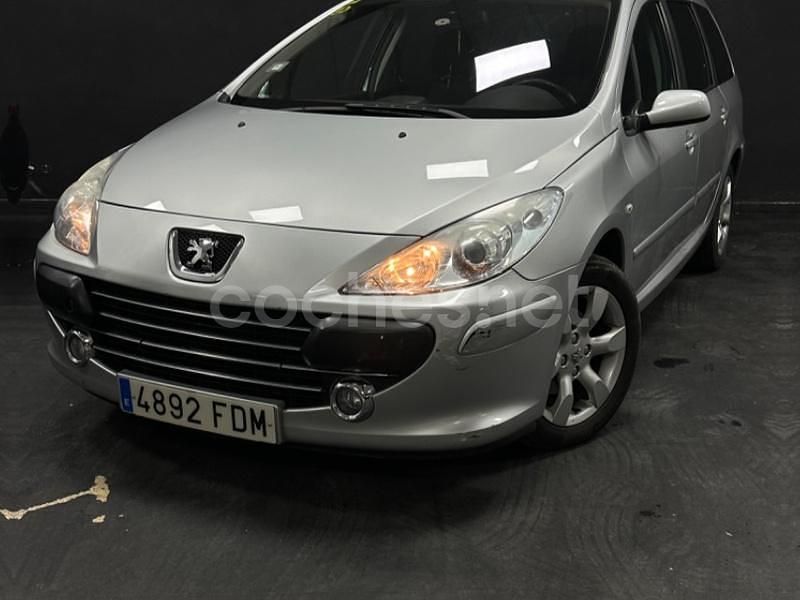 Gris / plata Usado 2007 Peugeot 307 Familiar | 4490 € (Un poco caro) - Imagen 1/4