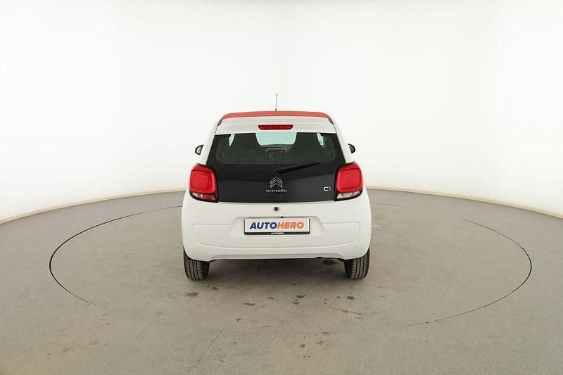 Usado Citroën C1 Shine 72 CV (52 kW) 2022 Blanco Utilitario