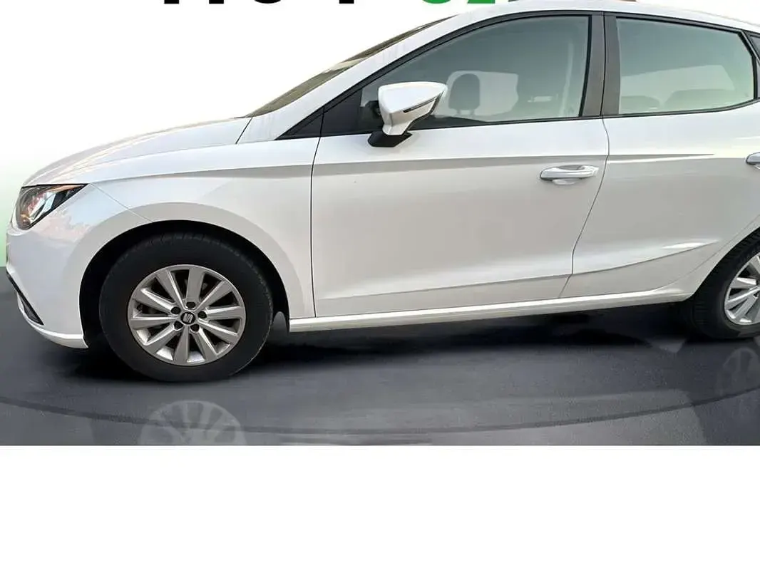 Usado Seat Ibiza Style 80 CV (58 kW) 2019 Blanco Utilitario