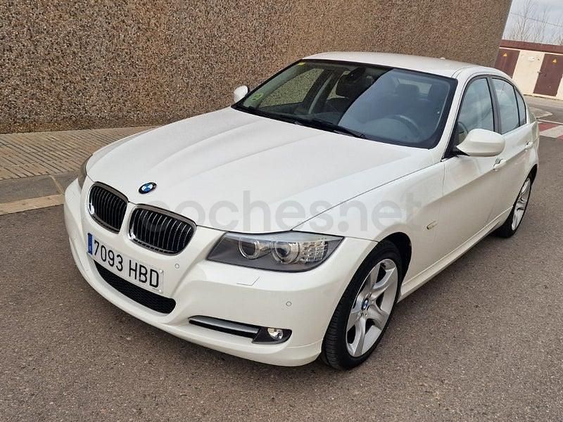 Usado BMW 318 Luxury Line 143 CV (105 kW) 2011 Blanco Berlina