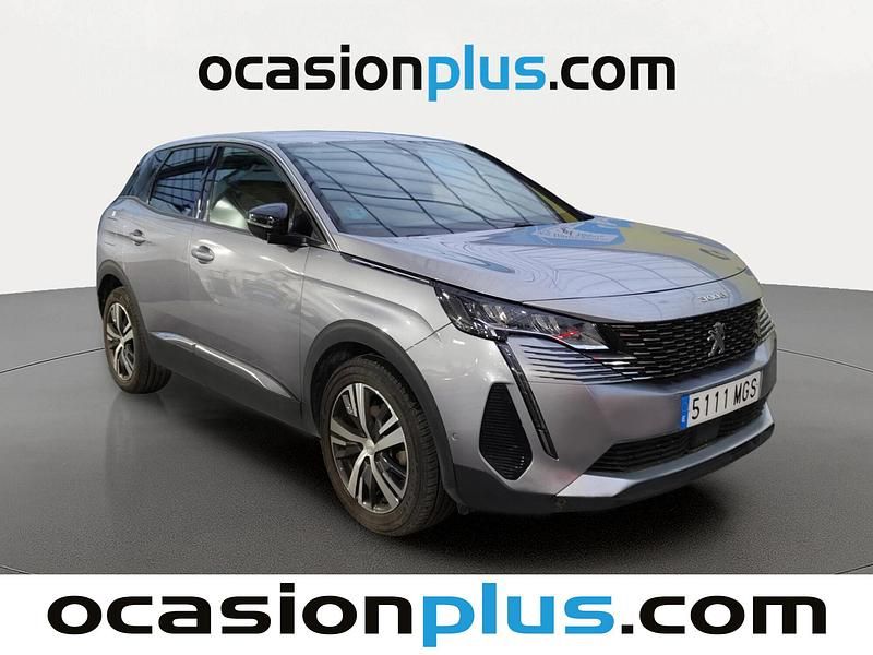 Usado Peugeot 3008 Allure 130 CV (95 kW) 2023 Gris SUV