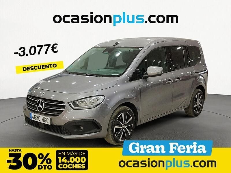 Gris Usado 2023 Mercedes A180 Monovolumen | 26.150 € (Precio justo) - Imagen 1/4