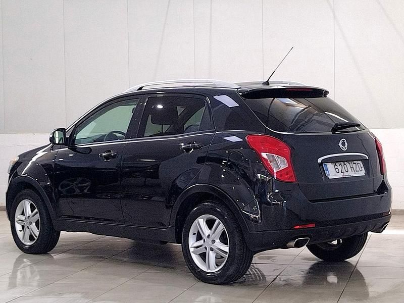 Usado SsangYong Korando Limited 151 CV (111 kW) 2014 Negro SUV