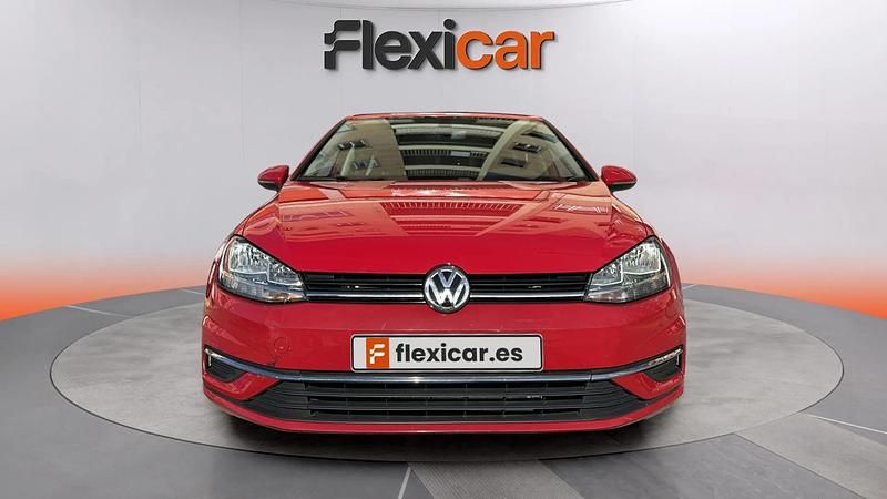 Usado VW Golf VII Advance 116 CV (85 kW) 2018 Rojo Utilitario