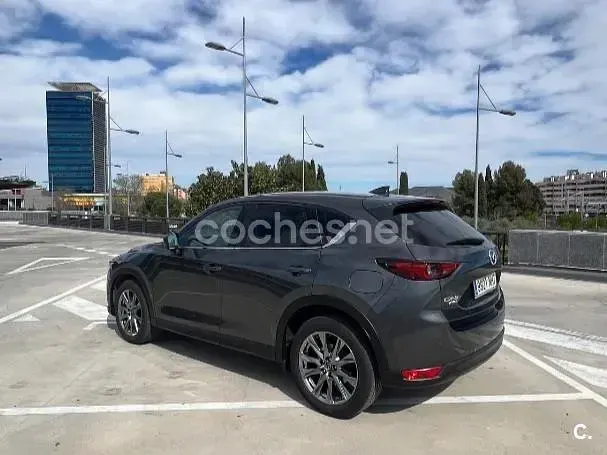 Usado Mazda CX-5 Signature 184 CV (135 kW) 2019 Gris / plata SUV