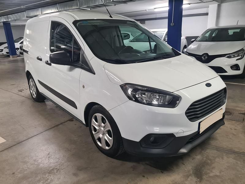 Blanco Usado 2019 Ford Transit Ambiente Van | 7995 € - Imagen 1/4