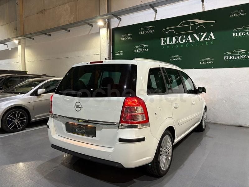 Usado Opel Zafira Enjoy 116 CV (85 kW) 2011 Blanco Monovolumen