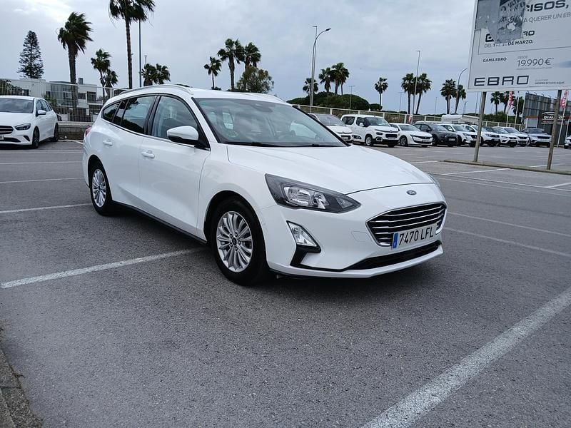Usado Ford Focus ST 120 CV (88 kW) 2020 Blanco Familiar