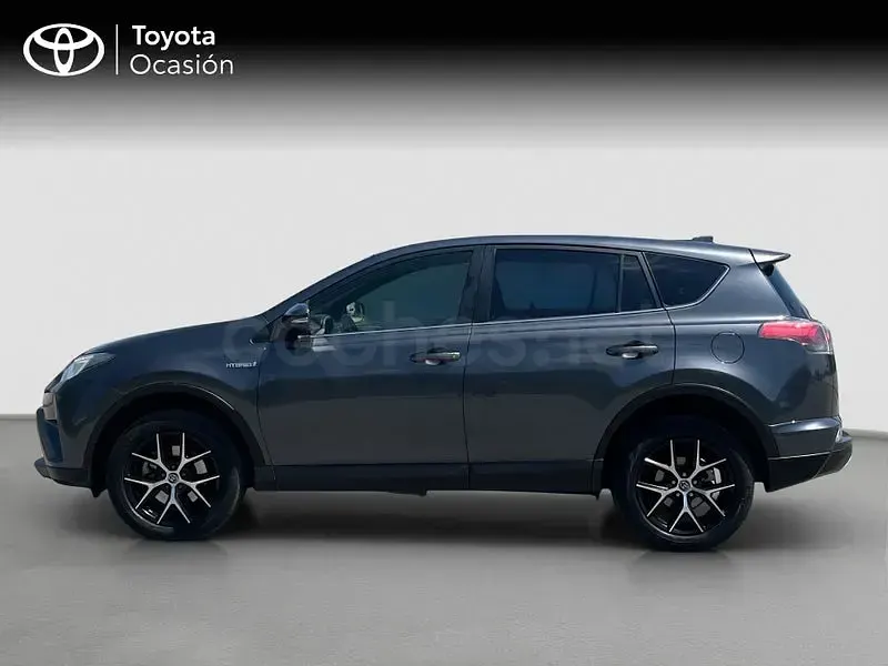 Usado Toyota RAV4 Hybrid 197 CV (144 kW) 2018 Gris / plata SUV