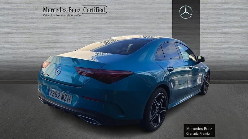Usado Mercedes CLA220 AMG line 190 CV (139 kW) 2025 Pintura Berlina
